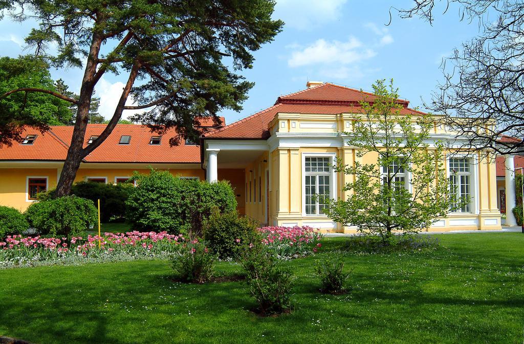 Ensana Vila Trajan Piest'any Exterior foto